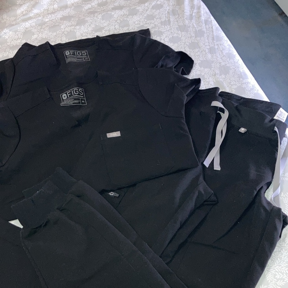 2 Sets Of Xs Figs Technical Collection Scrubs In … - image 1